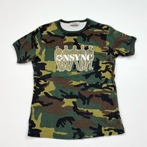 Girl’s/Kid’s VTG 2001 NSYNC Short Sleeve Camo T-Shirt Size Large